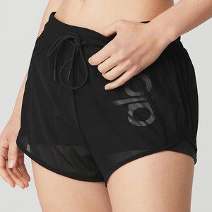 Alo Ambiance Shorts - Black